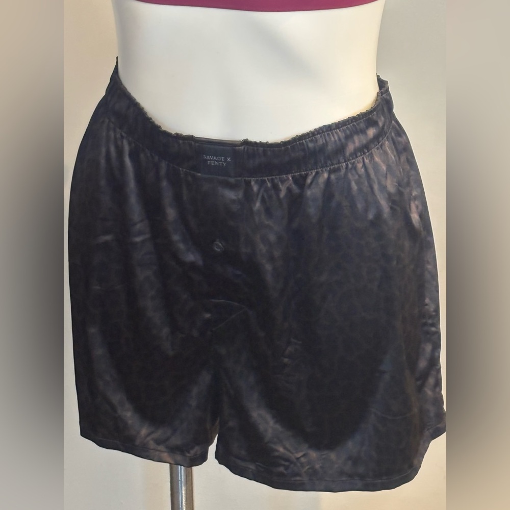 Savage X Fenty Shimmering Black Leopard Print Lounge Shorts